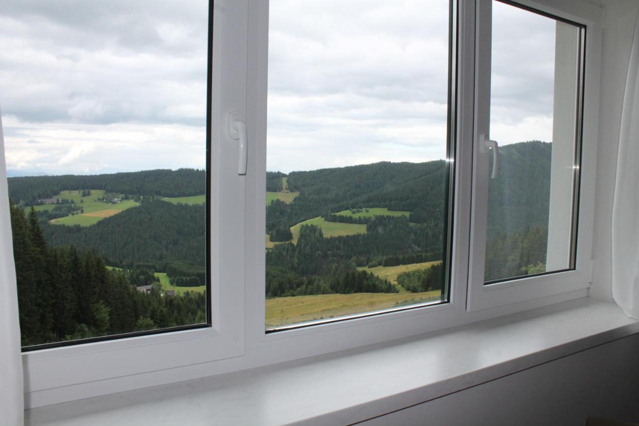 Gaestehaus Hebalm, Family & Friends Auf 900 M2 Wohnflaeche Erleben, Alleinnutzung Moeglich Pack Екстер'єр фото